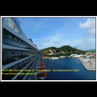 18114 086 Charlotte Amalie St. Thomas QM2 - Karibikkreuzfahrt 2010.jpg